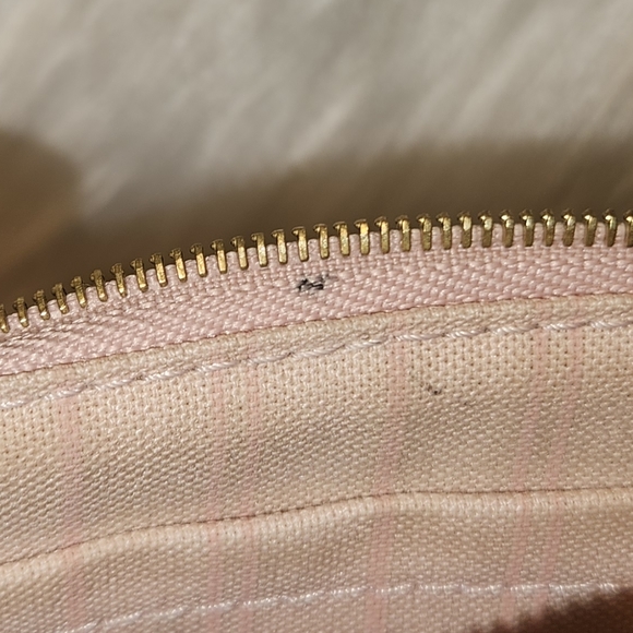 Louis Vuitton Damier Ebene Neverfull MM Pouch w/ Rose Ballerine Interior… - Picture 12 of 14